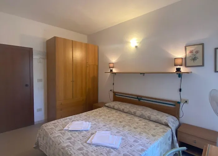 Alex فندق مبيت وإفطار كابوليفيري