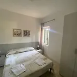 Alex 4*